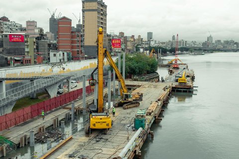 AI 資料中心熱潮席捲美國：建築工會成科技巨頭新盟友